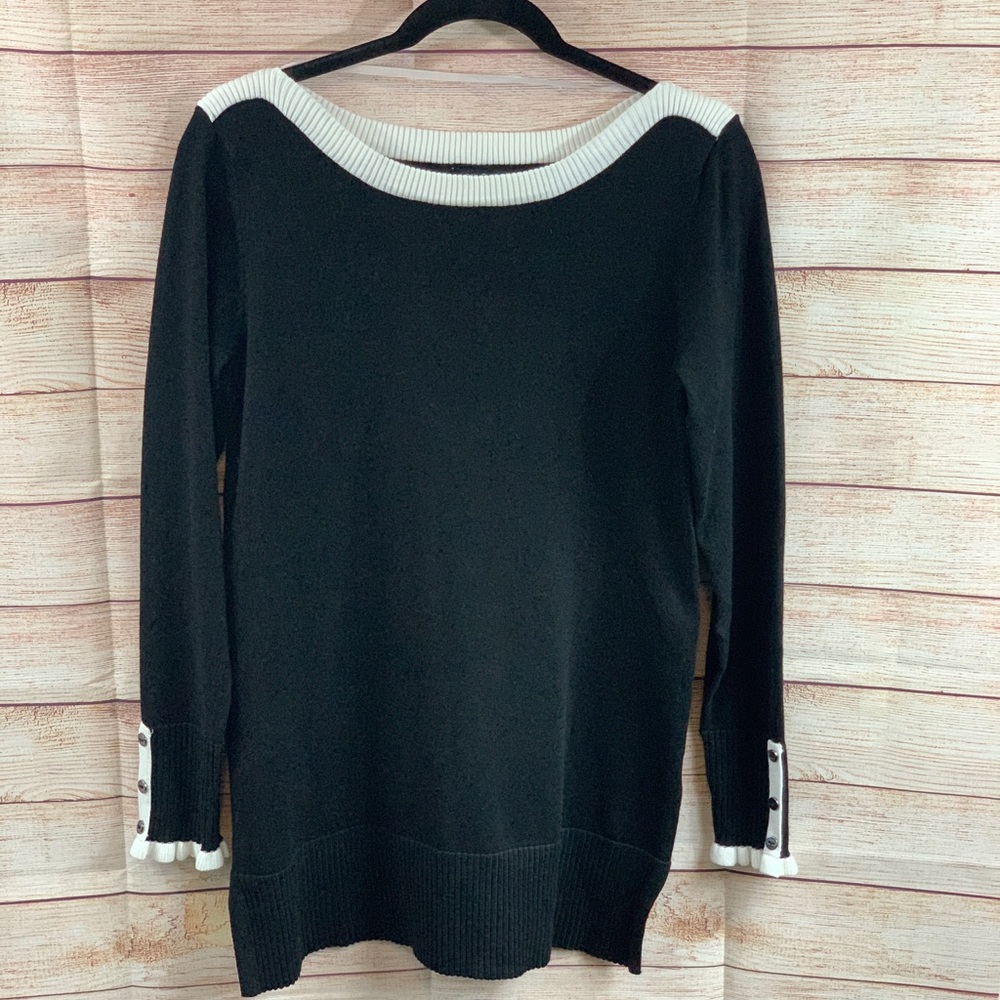 Cable & Gauge Long Sleeve Ruffled Sleeve